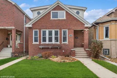5326 N Luna Ave, Chicago, IL 60630