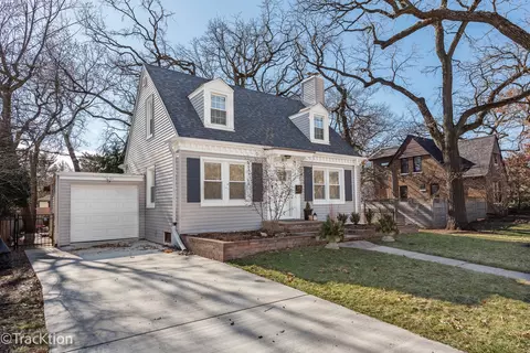 8637 Rockefeller Ave, Brookfield, IL 60513