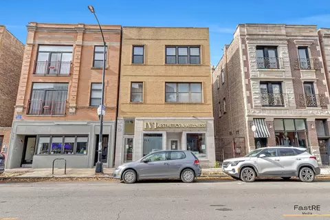 910 N Damen Ave #2W, Chicago, IL 60622