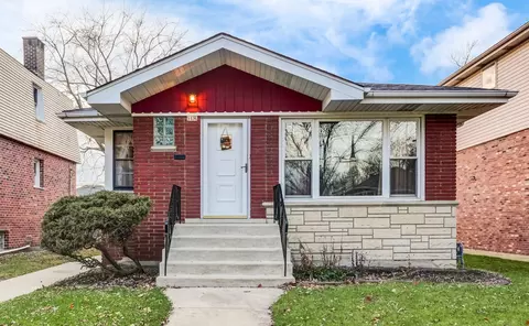 9426 Tulley Ave, Oak Lawn, IL 60453