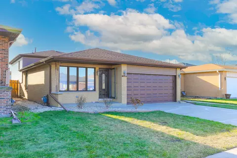 1119 Herbert Breclaw Dr, Calumet City, IL 60409