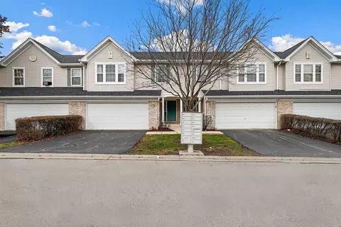 1334 Harvest Dr, Crest Hill, IL 60403