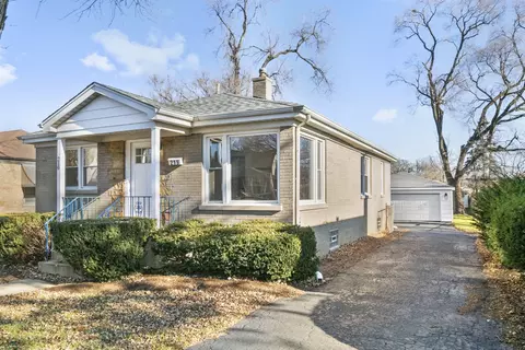 219 Iroquois Rd, Hillside, IL 60162