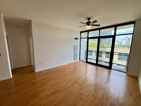 233 E 13th St #604, Chicago, IL 60605 photo 2