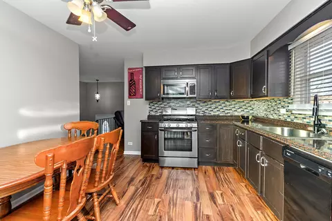 5901 Stuart Ln, Oak Forest, IL 60452 photo 7
