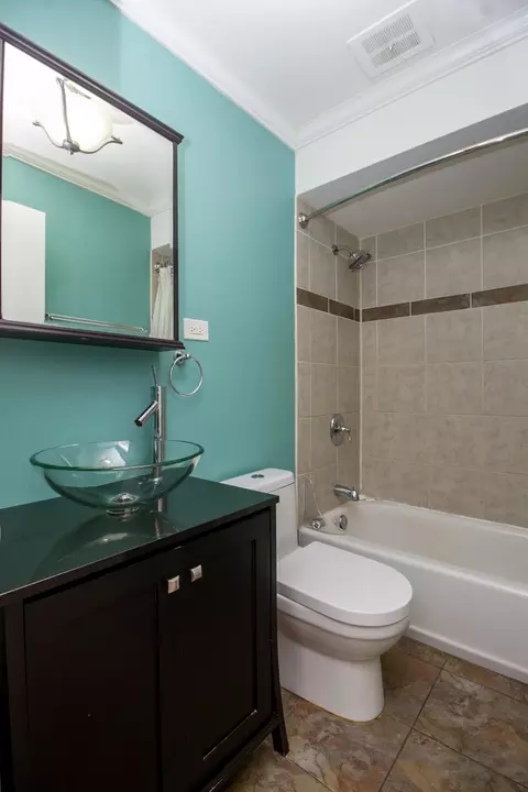 5901 Stuart Ln, Oak Forest, IL 60452 photo 10