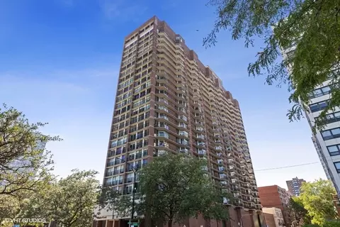 4170 N Marine Dr #12M, Chicago, IL 60613