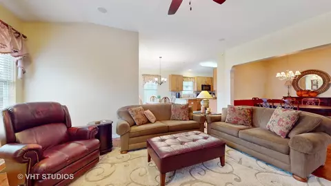 5762 River Birch Dr, Hoffman Estates, IL 60192 photo 6