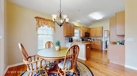 5762 River Birch Dr, Hoffman Estates, IL 60192 photo 13