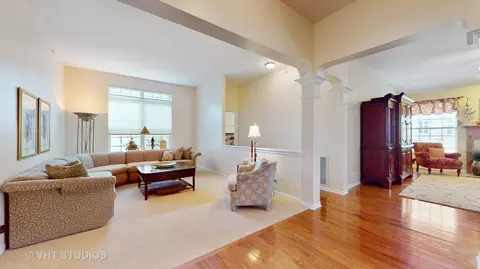 5762 River Birch Dr, Hoffman Estates, IL 60192 photo 16