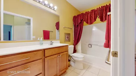 5762 River Birch Dr, Hoffman Estates, IL 60192 photo 25