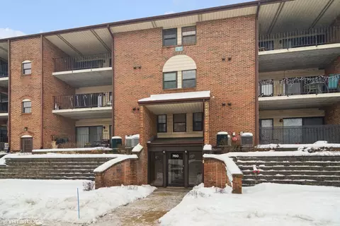 760 Weidner Rd #202, Buffalo Grove, IL 60089