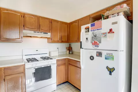 4560 N Sapphire Dr, Hoffman Estates, IL 60192 photo 10