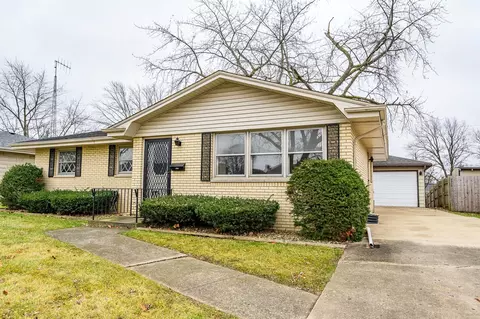 2504 Glenwood Ave, Joliet, IL 60435