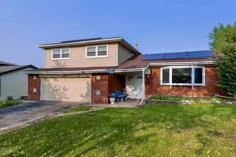 8817 S 83rd Ave, Hickory Hills, IL 60457
