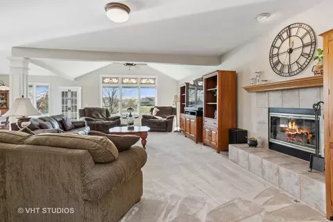 13344 Round Barn Rd, Plainfield, IL 60585 photo 5