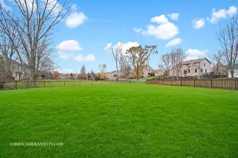5330 Fox Path Ln, Hoffman Estates, IL 60192 photo 27