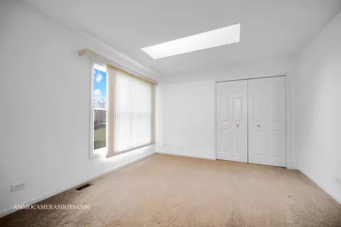 5330 Fox Path Ln, Hoffman Estates, IL 60192 photo 20