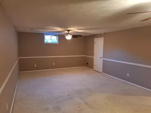 1320 Beacon Hill Ct, Normal, IL 61761 photo 18