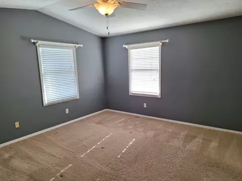 1320 Beacon Hill Ct, Normal, IL 61761 photo 30