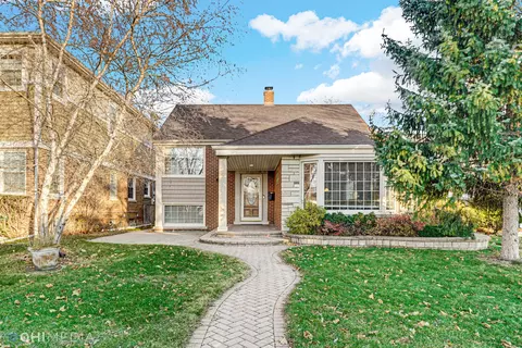 8251 Kolmar Ave, Skokie, IL 60076