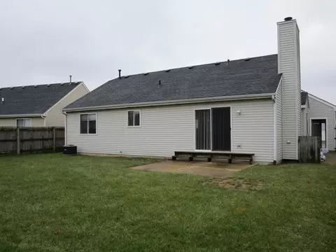 828 Casey Ln, Harvard, IL 60033 photo 3