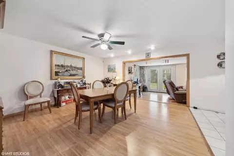 735 Jamison Ln, Hoffman Estates, IL 60169 photo 5