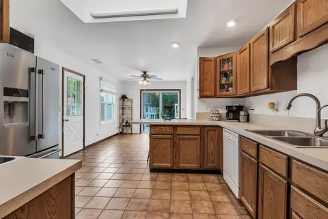 34805 N Long Ave, Ingleside, IL 60041 photo 8