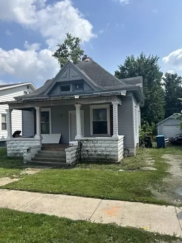 810 E Water St, Pontiac, IL 61764