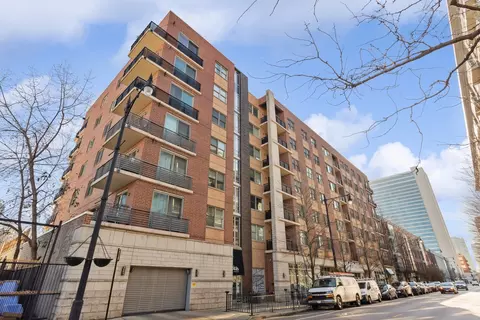 873 N Larrabee St #504, Chicago, IL 60610