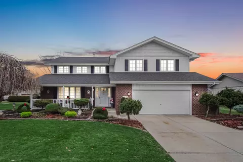 8612 Brookside Glen Dr, Tinley Park, IL 60487