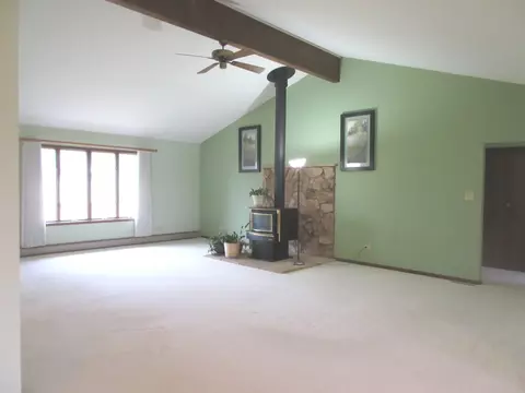 Living - 342 Miller St, Beecher, IL 60401 photo 1 of 3