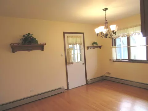 Living - 342 Miller St, Beecher, IL 60401 photo 3 of 3
