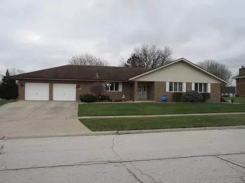 Exterior - 342 Miller St, Beecher, IL 60401 photo 8 of 10