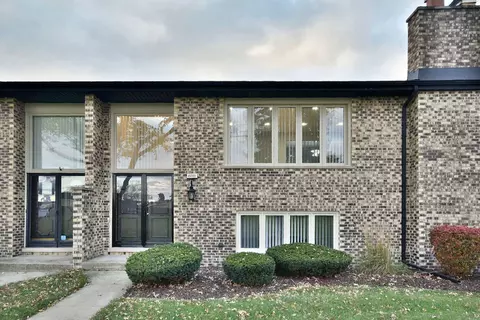 15331 Aster St #94, Orland Park, IL 60462