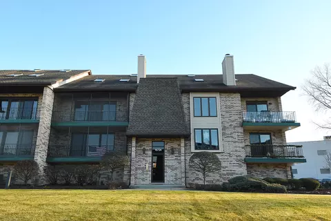 15724 S Sunset Ridge Ct #1E, Orland Park, IL 60462