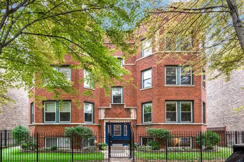 2753 N Spaulding Ave #2S, Chicago, IL 60647