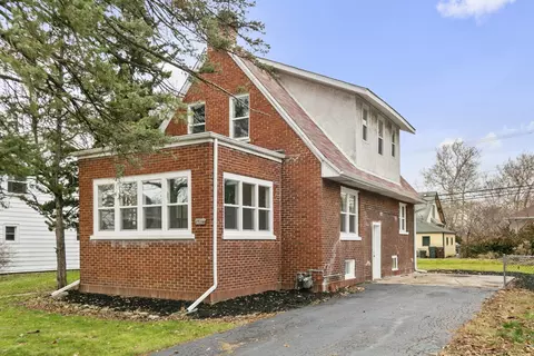 1914 Evergreen Rd, Homewood, IL 60430