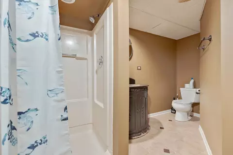 1682 Pebble Beach Dr, Hoffman Estates, IL 60169 photo 20