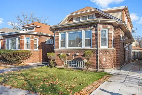 7733 S Clyde Ave, Chicago, IL 60649