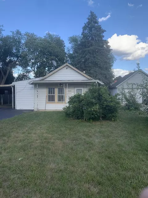 3210 Lapey St, Rockford, IL 61109