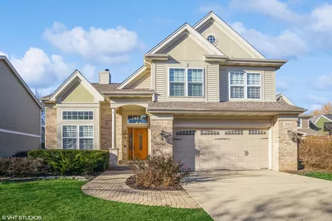 798 Willow Ct, Itasca, IL 60143