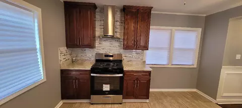 49 E 83rd St, Chicago, IL 60619 photo 9
