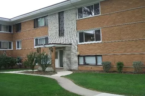 6838 S Lode Dr #3A, Worth, IL 60482