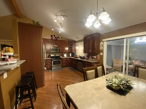 10 Willow Rd, Matteson, IL 60443 photo 10