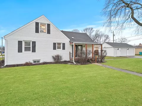 Exterior - 527 Clayton Rd, Hillside, IL 60162 photo 7 of 14