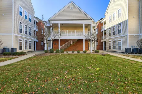 1903 N Lincoln Ave #123, Urbana, IL 61801