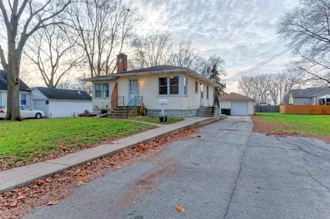 200 S Marguerite St, Coal City, IL 60416