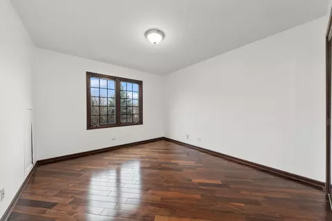 1115 S Elmhurst Rd, Wheeling, IL 60090 photo 20