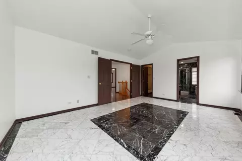 1115 S Elmhurst Rd, Wheeling, IL 60090 photo 17
